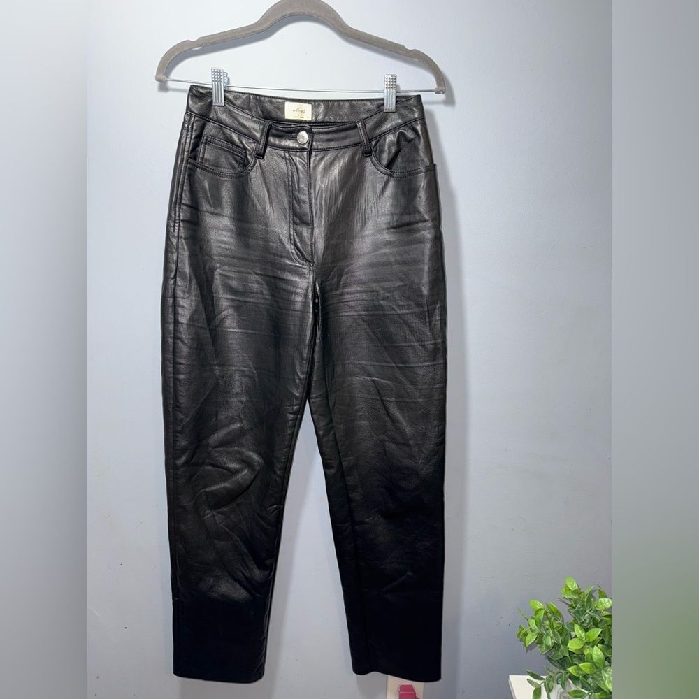 Aritzia Wilfred Black Soft Faux Leather straight leg pants size 4 GUC *Flaw